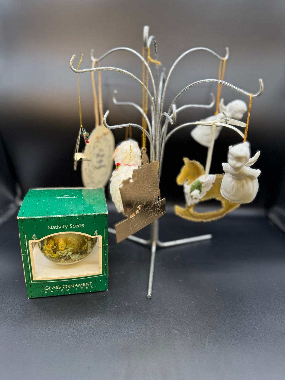Brass & White Assorted Ornament Lot